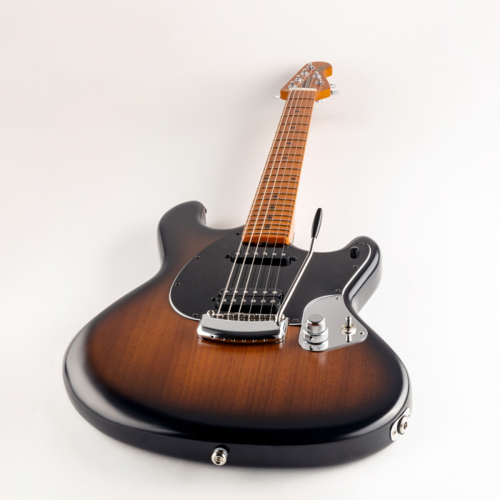 Ernie Ball Music Man Retro '70s StingRay - demo - YouTube