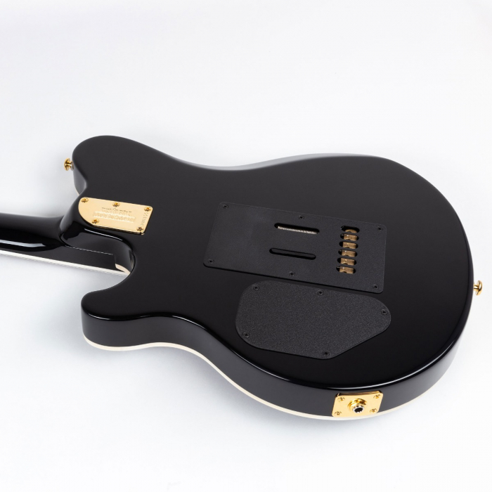 ギター Music Man AXIS Tribute Translucent Black Ernie Ball Music Man Axis Tribute Quilt Top Transparent Black 2011