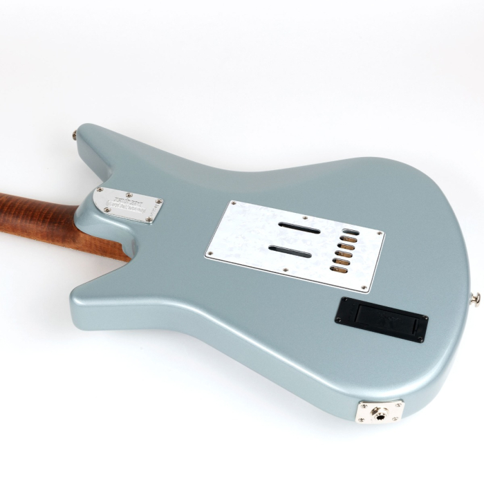 Shop Ernie Ball Music Man - Ernie Ball Music Man Albert Lee SSS